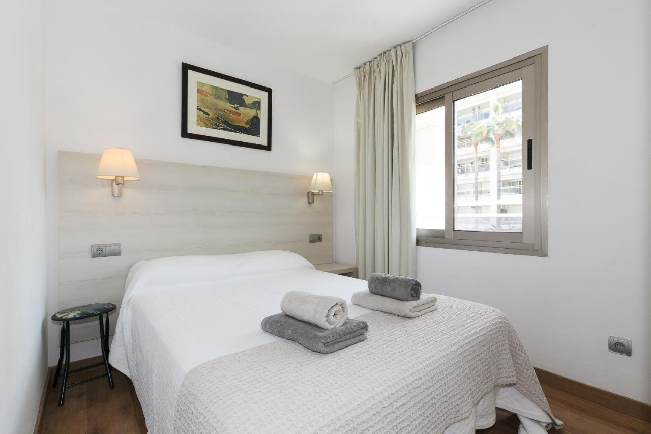 Uhc Michelangelo Apartments Салоу Екстер'єр фото