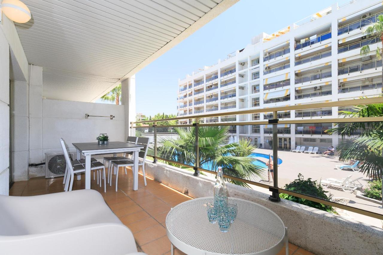 Uhc Michelangelo Apartments Салоу Екстер'єр фото