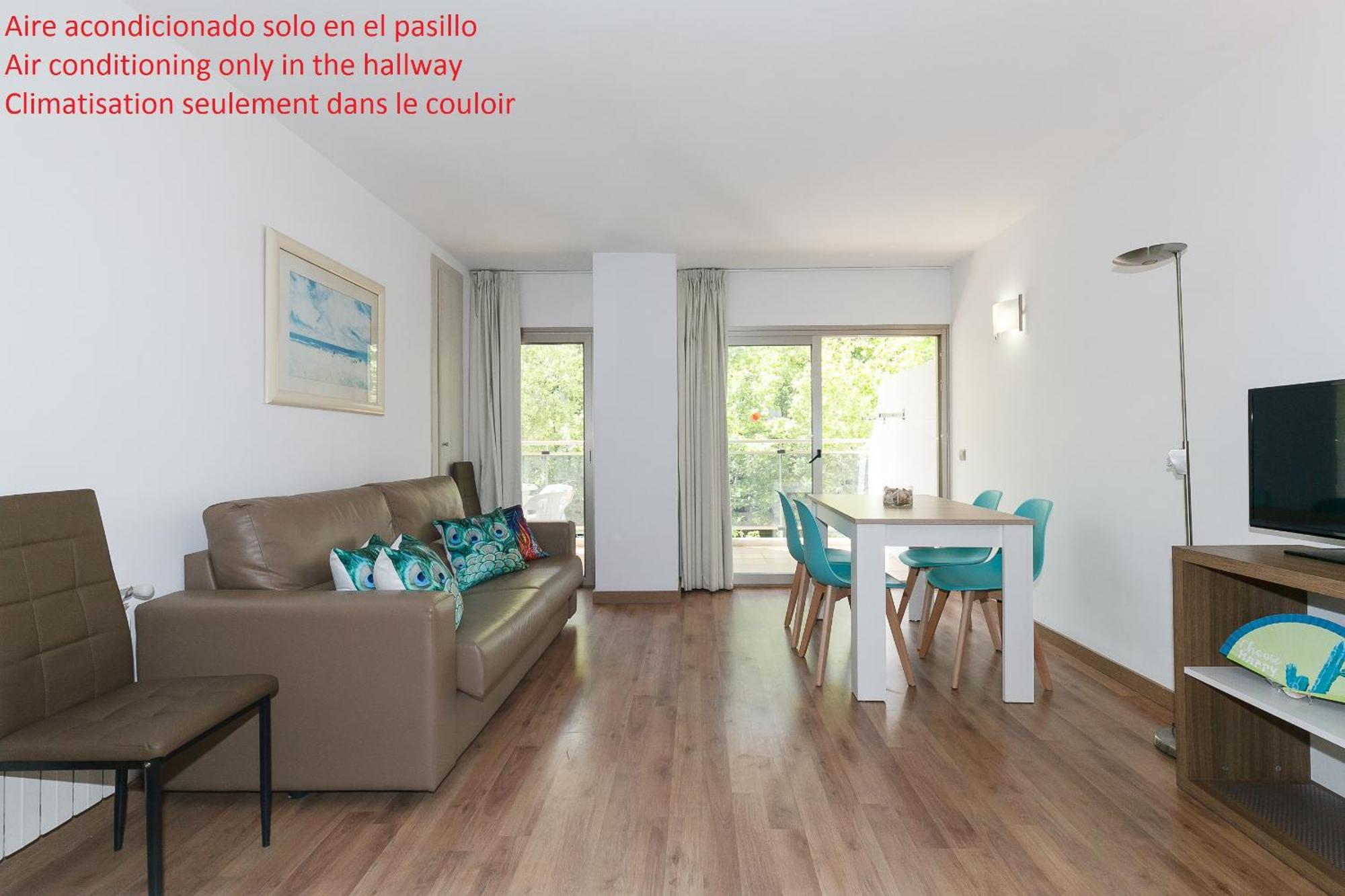 Uhc Michelangelo Apartments Салоу Екстер'єр фото
