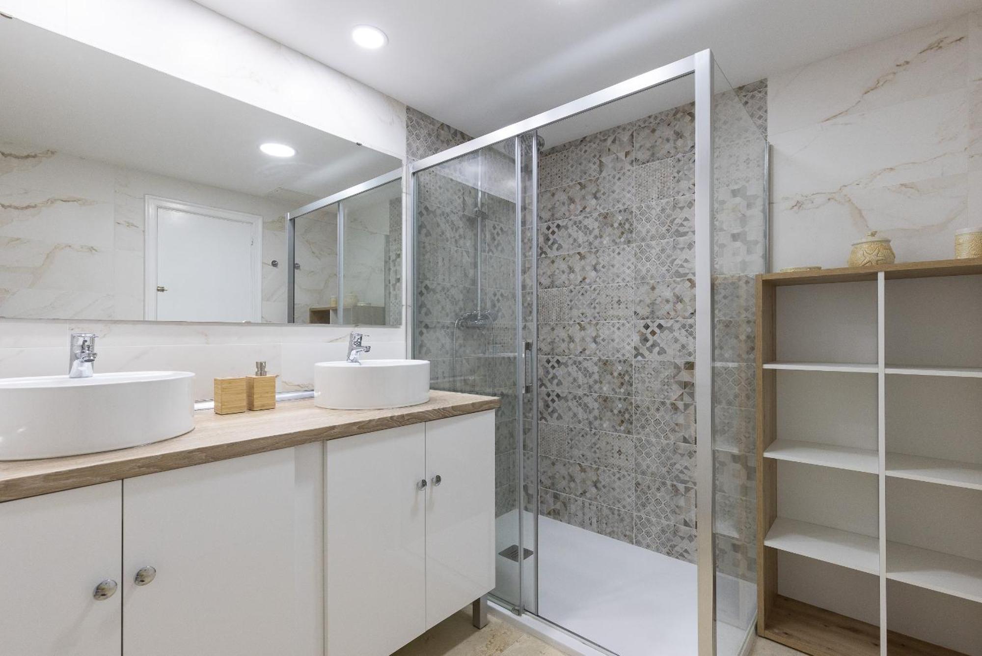 Uhc Michelangelo Apartments Салоу Екстер'єр фото