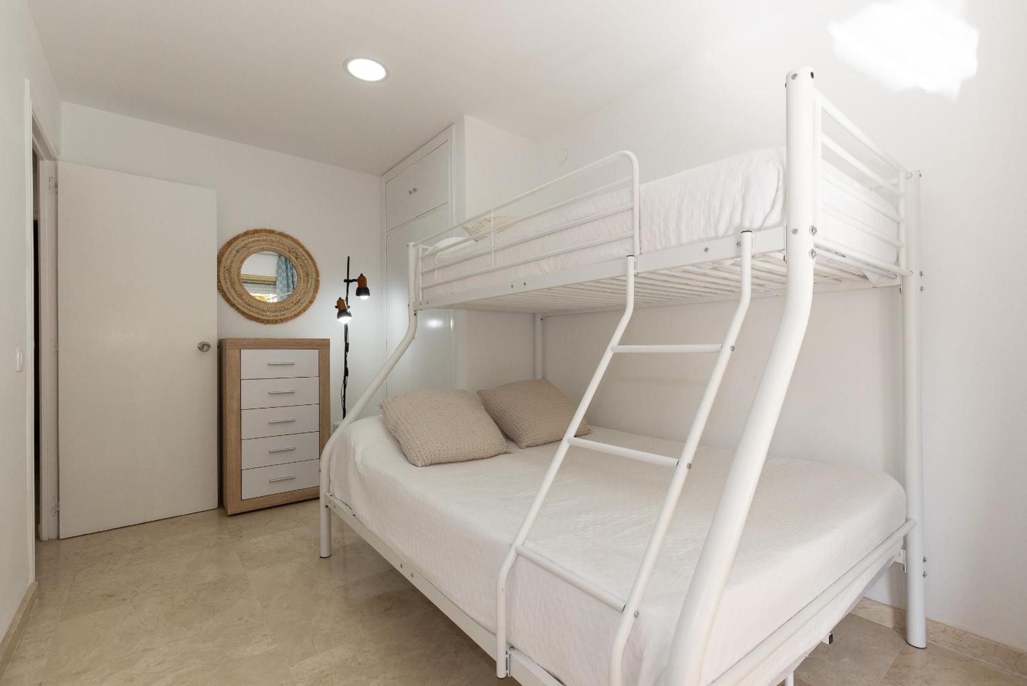 Uhc Michelangelo Apartments Салоу Екстер'єр фото