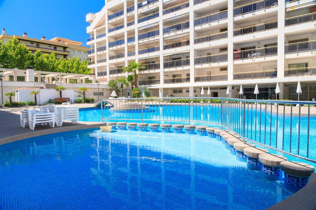Uhc Michelangelo Apartments Салоу Екстер'єр фото