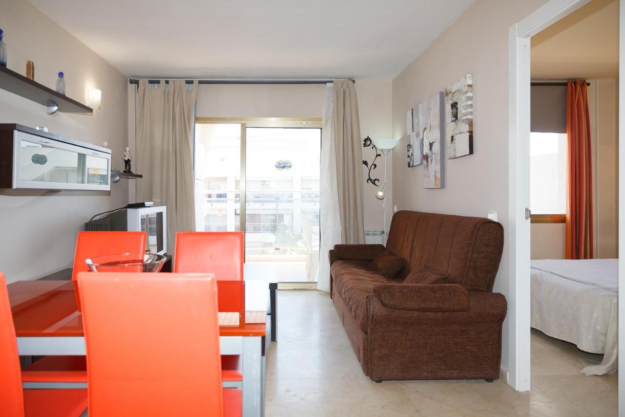 Uhc Michelangelo Apartments Салоу Екстер'єр фото